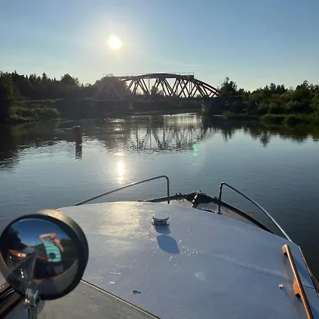 Luxury Boatstay In *